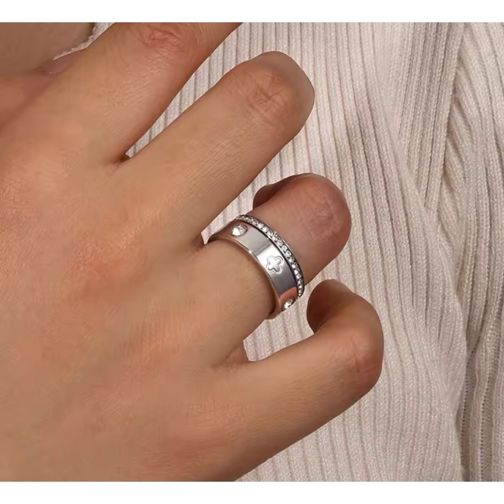 NEW BEAUTIFUL 18k WHITE GOLD PLATED CLOVER RING SET, CLOVER‎ RING, DIAMOND RING - Picture 6 of 10